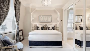 Premium Room (designed by PATRICK HELLMANN) | 1 bedroom, premium bedding, down comforters, free minibar