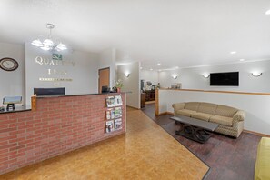 Lobby - Quality Inn Bemidji (Bemidji)