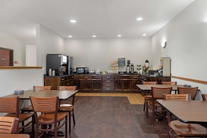 Desayuno continental incluido todos los días