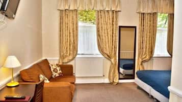 In-room safe, desk, iron/ironing board, free WiFi