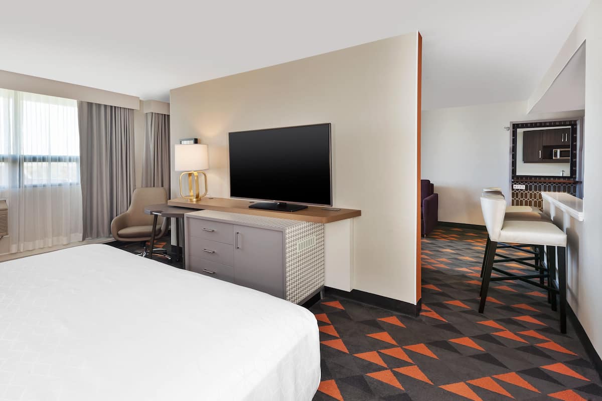 In-room safe, desk, iron/ironing board, free cots/infant beds