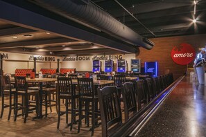 Bar (on property) - Holiday Inn St. John's Conference Centre by IHG (St. John's)