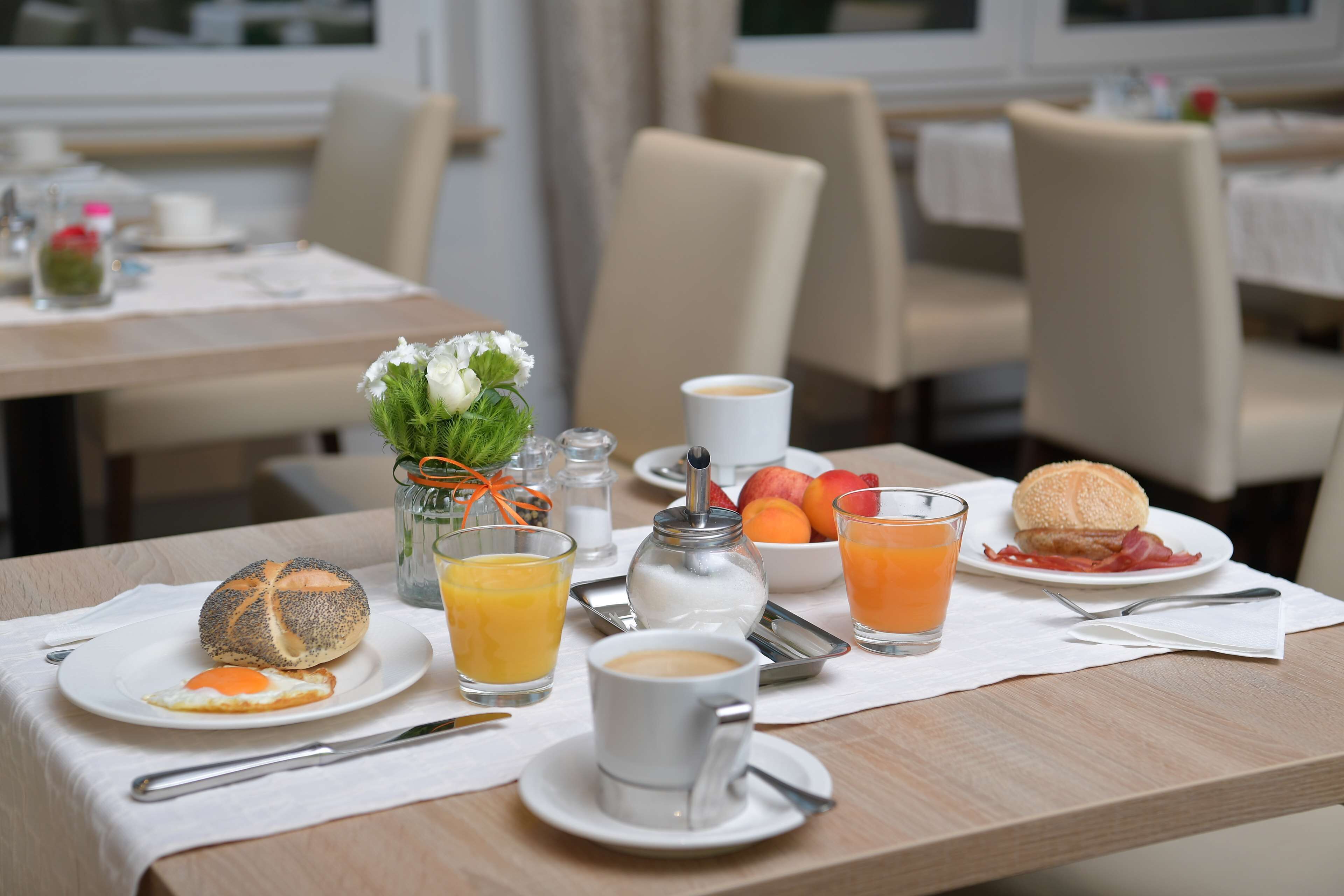 Frühstücksbuffet unter der Woche gegen Gebühr