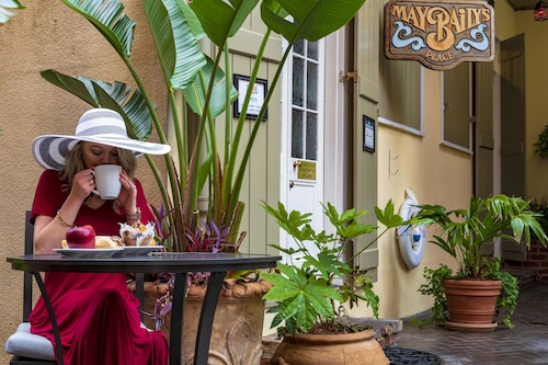 Dauphine Orleans Hotel