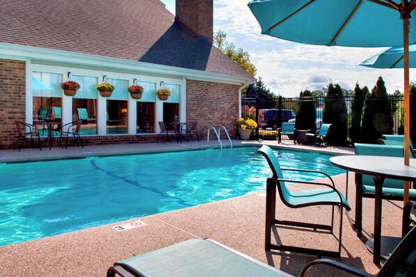 Seasonal outdoor pool