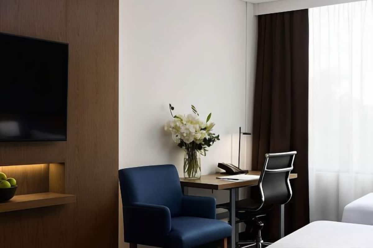 Desk, iron/ironing board, free WiFi, bed sheets