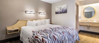 Red Roof Inn Rockford East – Casino District