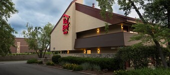 Red Roof Inn Rockford East – Casino District