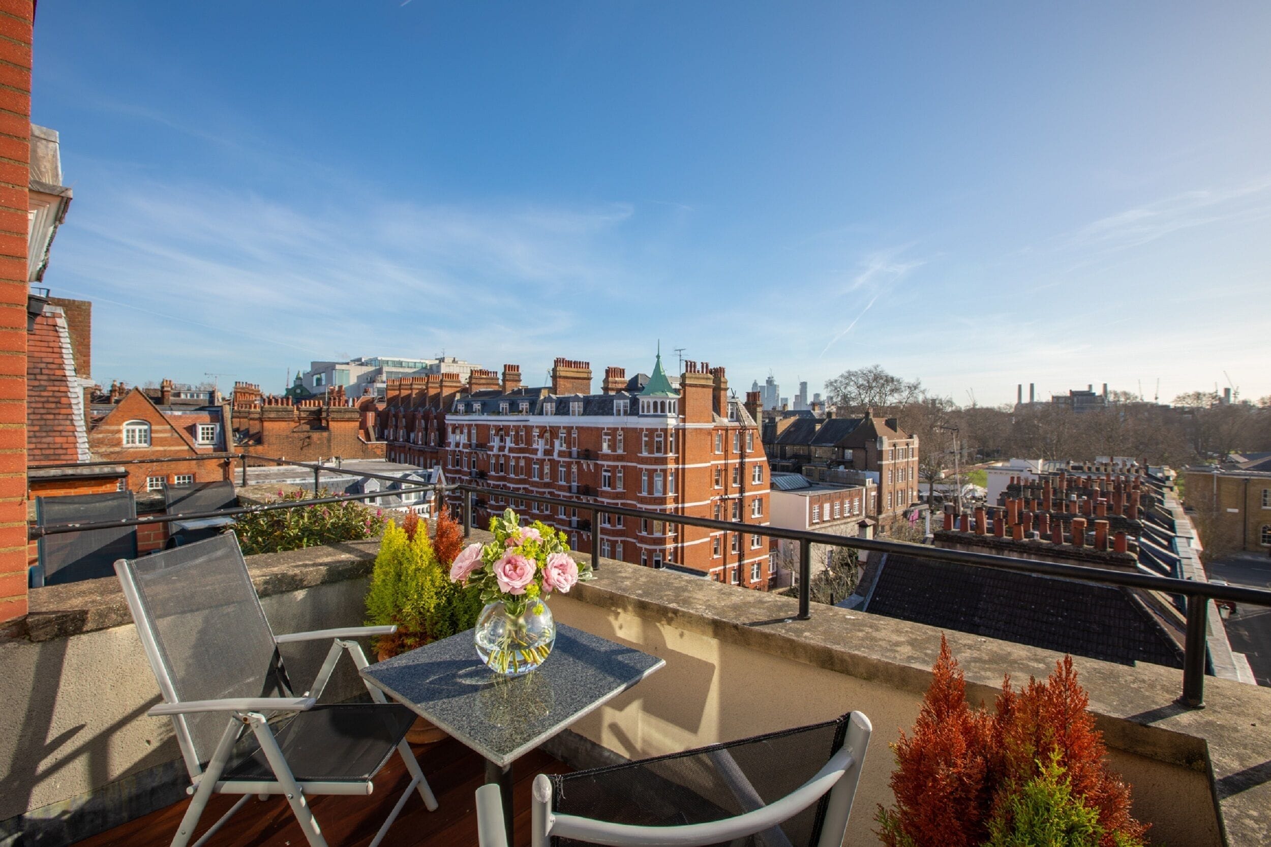 Deluxe Double Room, Balcony, City View | Exterior