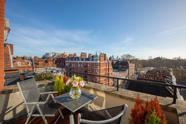 Habitación doble Deluxe, balcón, vista a la ciudad | Exterior