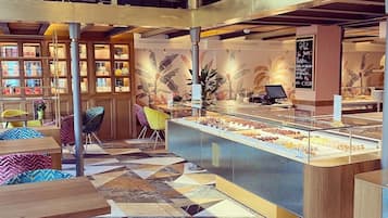 TĂ€gliches nach Wunsch zubereitetes FrĂŒhstĂŒck (16.0 EUR pro Person)