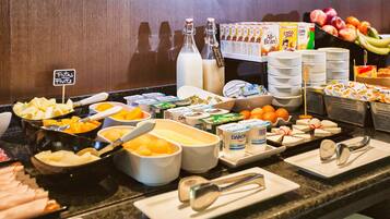 Daily buffet breakfast (EUR 15.90 per person)