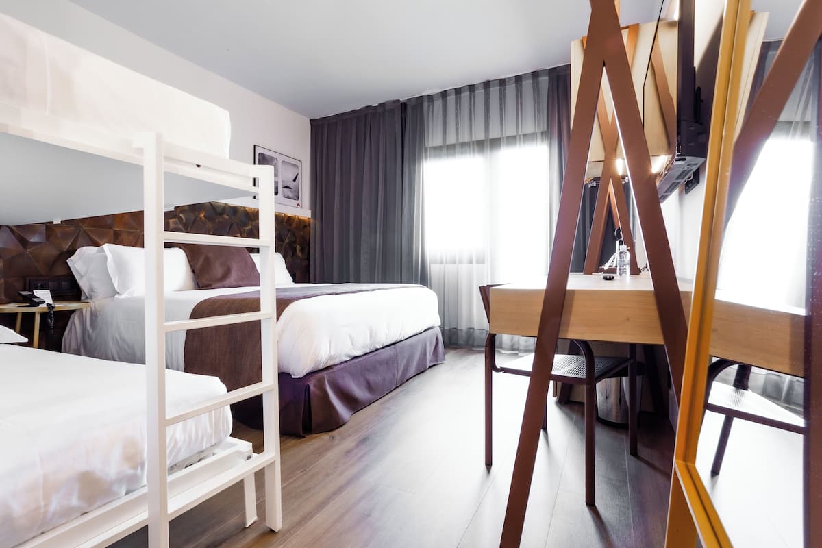 Standard Room, Multiple Beds, Non Smoking | Premium bedding, pillowtop beds, minibar, in-room safe