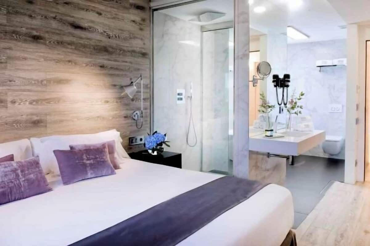 Hochwertige Bettwaren, Pillowtop-Betten, Minibar, Zimmersafe