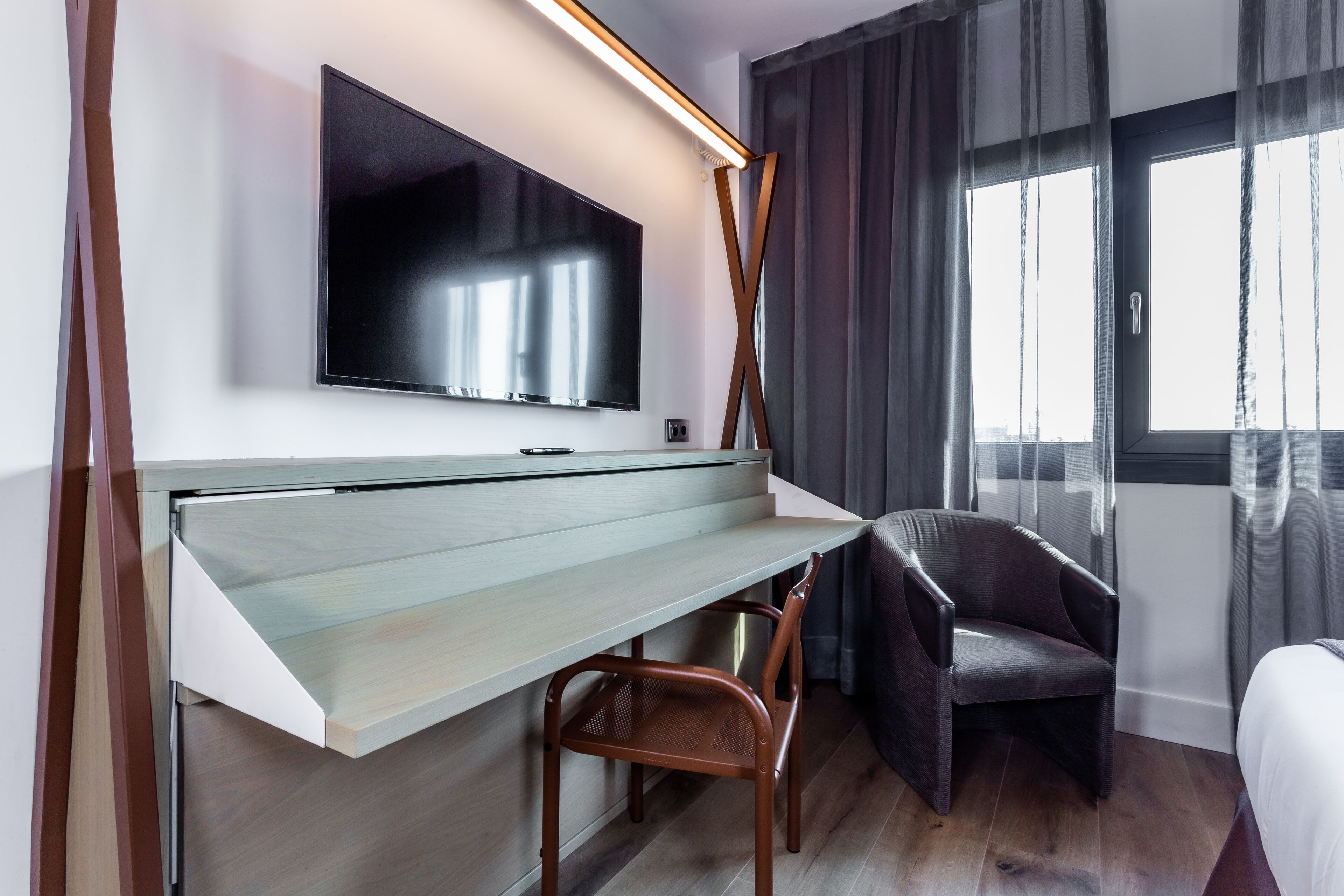 standard room, multiple beds, non smoking | 1 bedroom, premium bedding, pillow-top beds, minibar