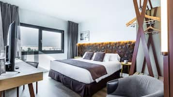 Luxe beddengoed, pillowtop-bedden, een minibar, een kluis op de kamer