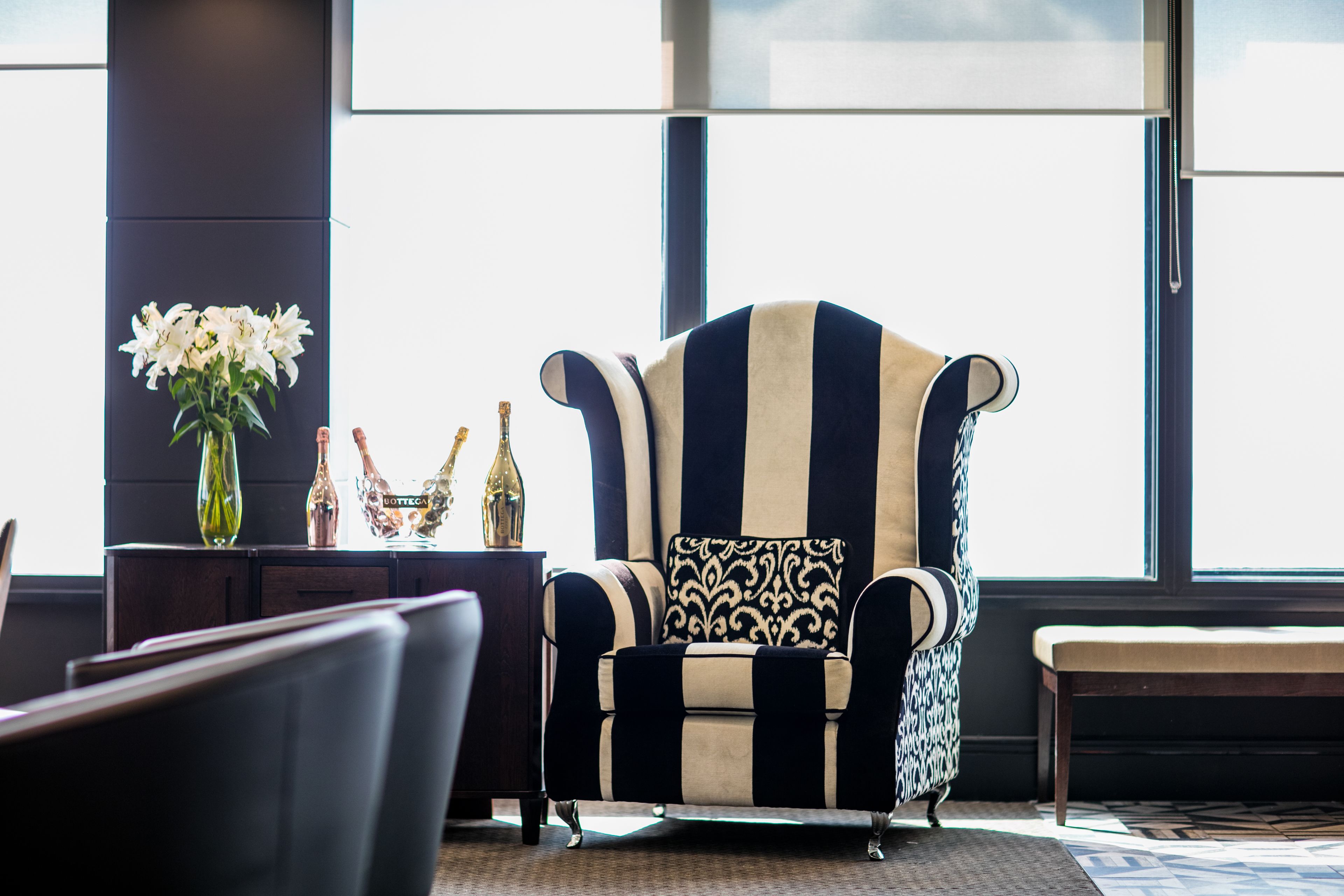 lunch, dinner served; local and international cuisine, sea views