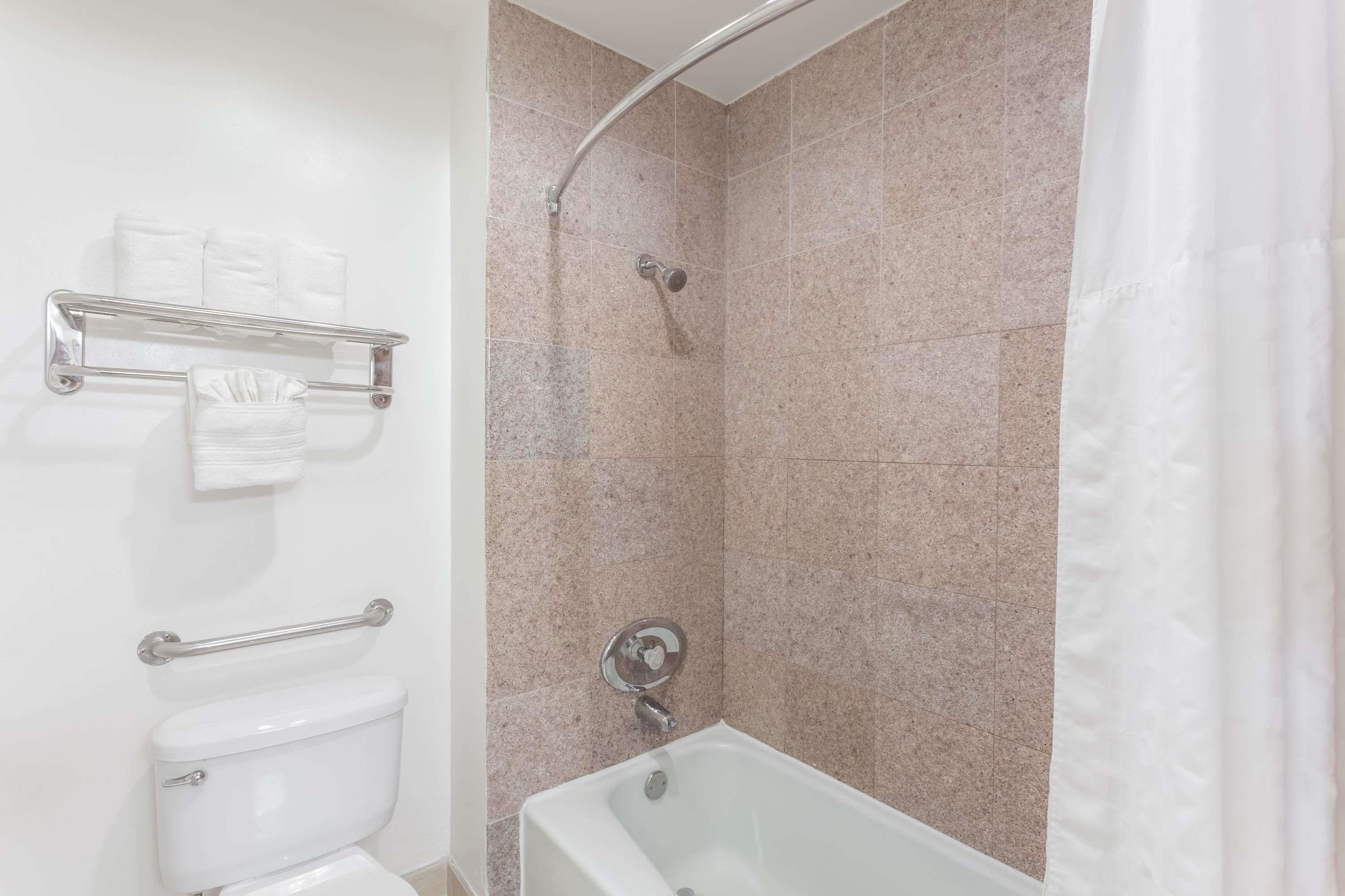 Foto - Howard Johnson by Wyndham San Diego Hotel Circle