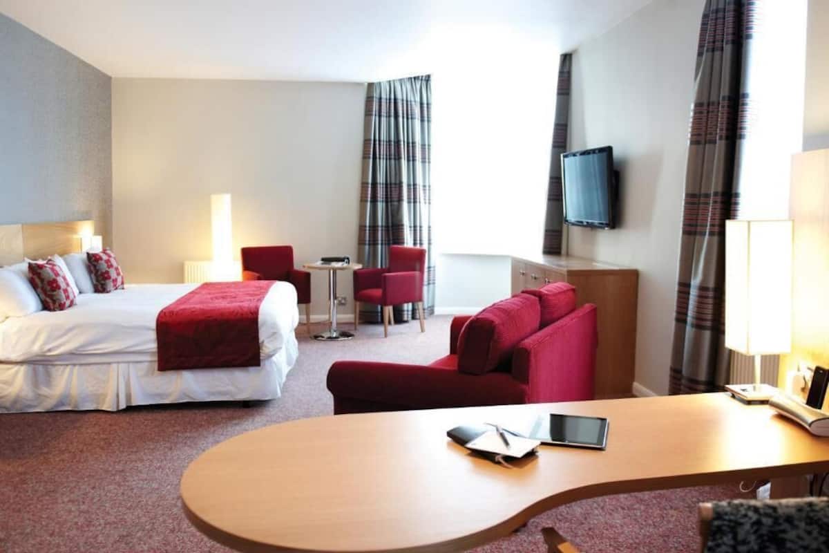 Executive Room, 1 King Bed, Non Smoking