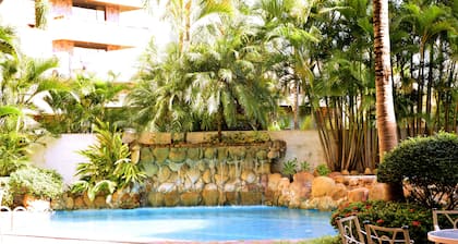 Yotau All Suites Hotel