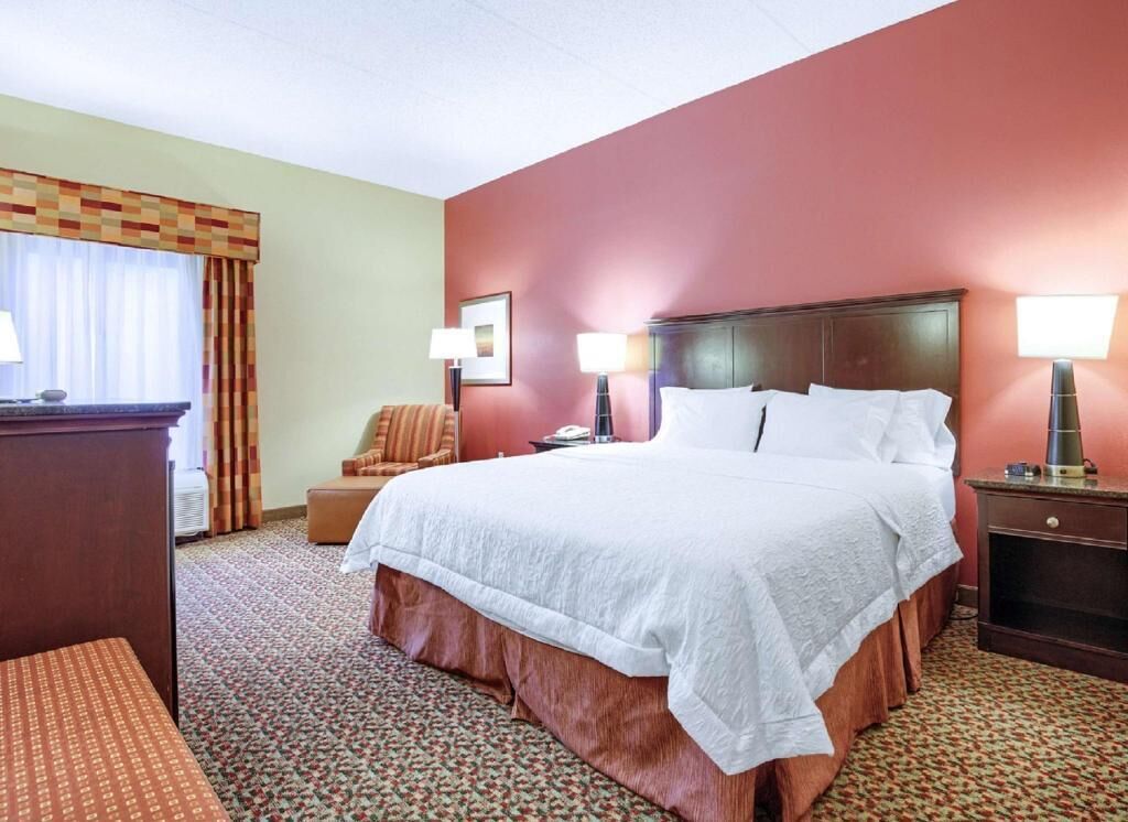 In-room safe, desk, iron/ironing board, free WiFi
