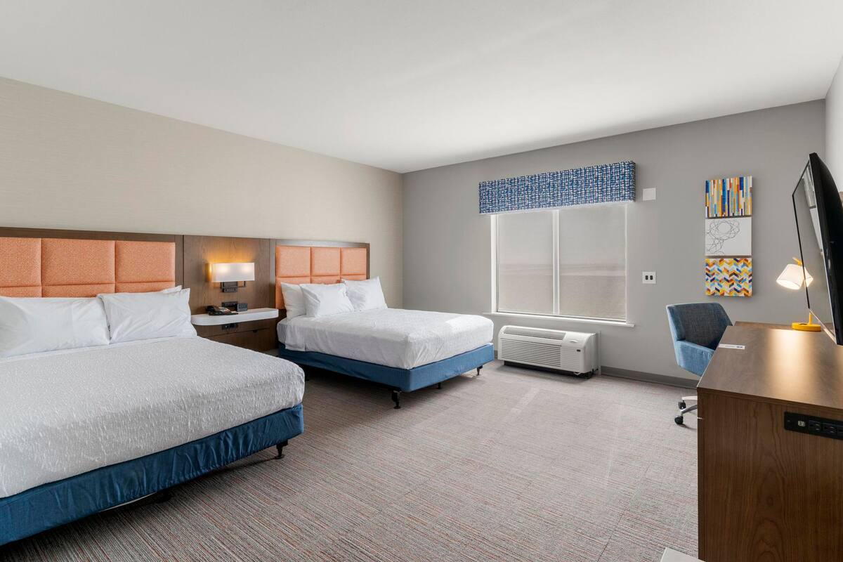 in-room safe, desk, iron/ironing board, free wifi