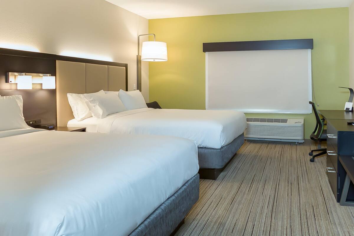 In-room safe, desk, soundproofing, iron/ironing board