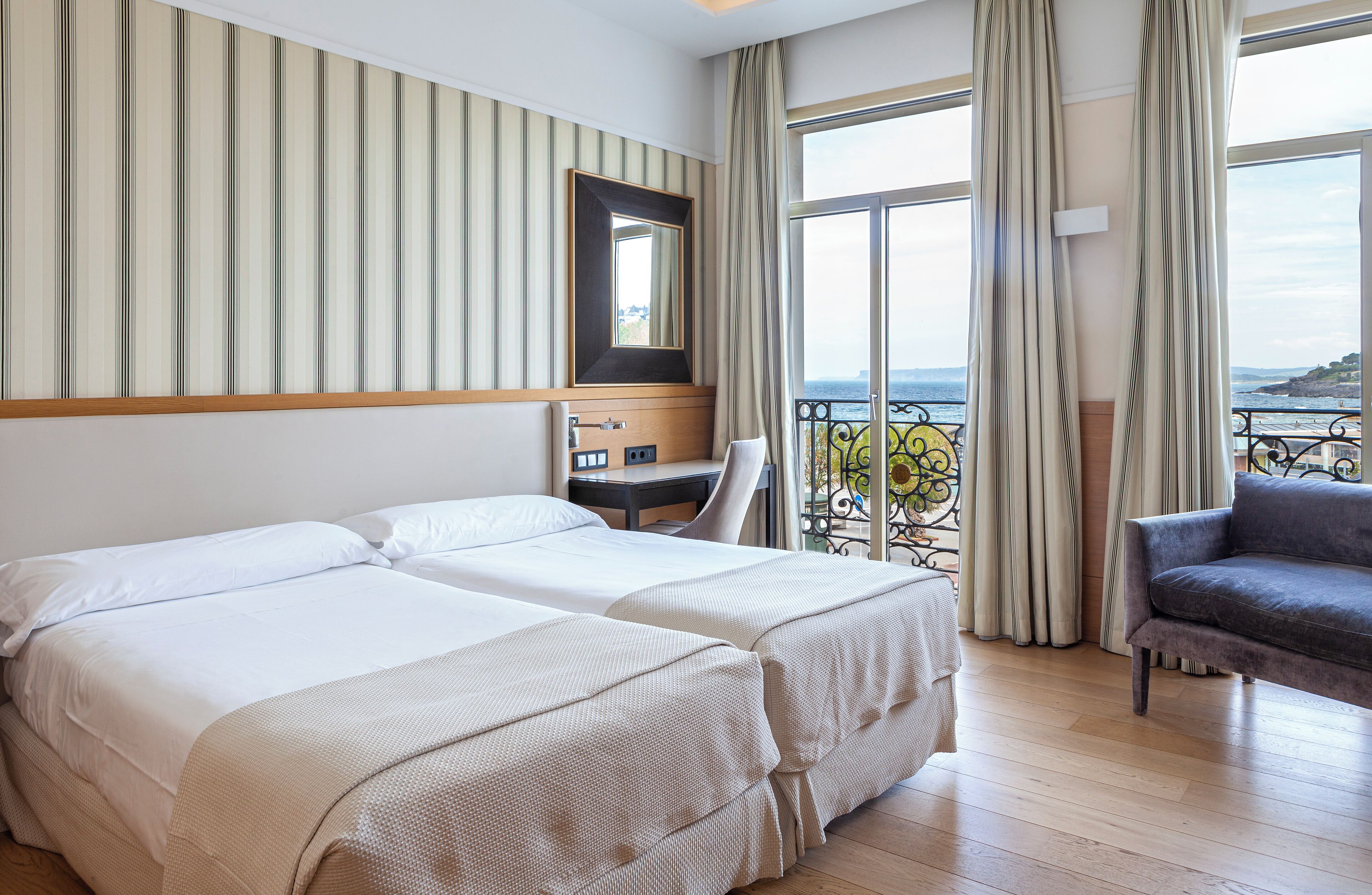 Standard Twin Room, Beach View | Minibar, in-room safe, desk, laptop workspace