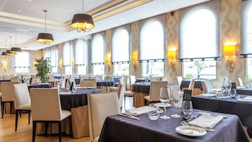 2 restaurants, breakfast, lunch, dinner served; local cuisine