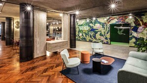 酒吧（店内）