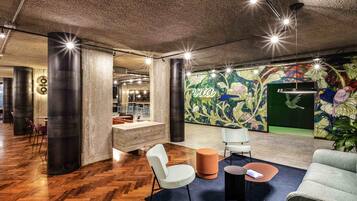 Bar (in der Unterkunft)