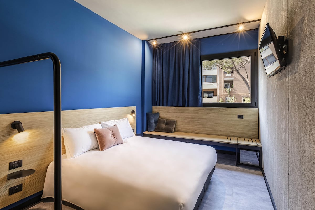 1 slaapkamer, luxe beddengoed, donzen dekbedden, een minibar