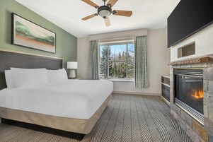 In-room safe, iron/ironing board, free WiFi, bed sheets