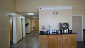 Lobby - Studio Suites Extended Stay Chattanooga TN (Chattanooga)