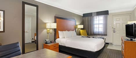 Ropa de cama de alta calidad y escritorio