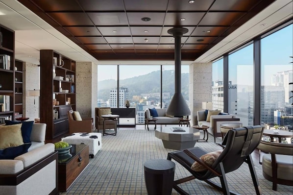 Executive lounge - Royal Hotel Seoul (Seoul)