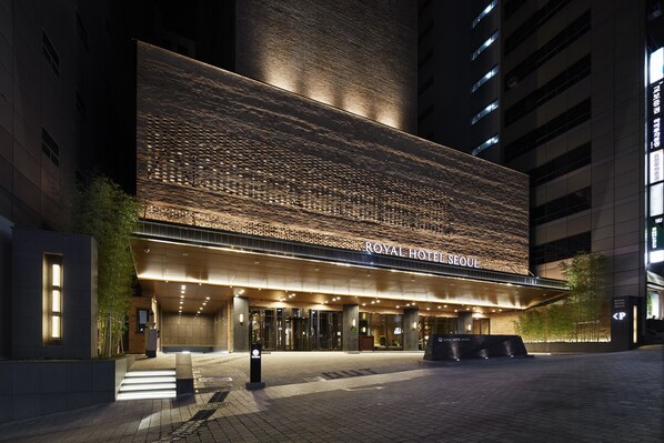 Façade de l’hébergement - soirée/nuit