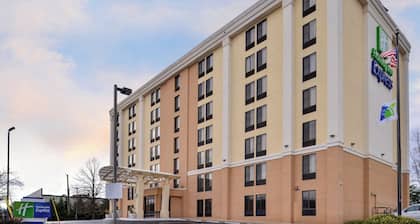 Holiday Inn Express Hunt Valley by IHG