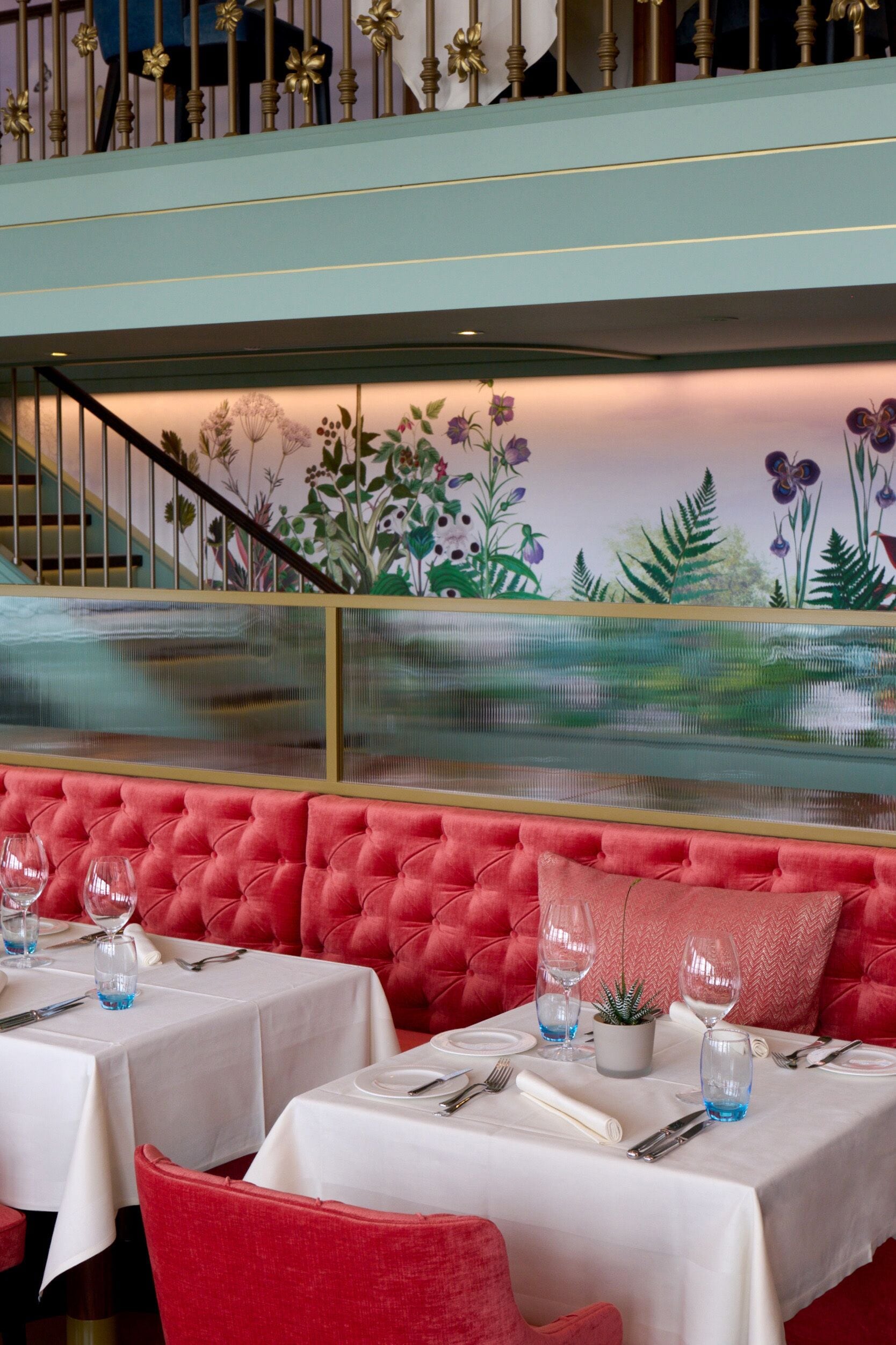 dinner served, mediterranean cuisine, al fresco dining