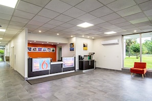 Inn-/utsjekkingsautomat