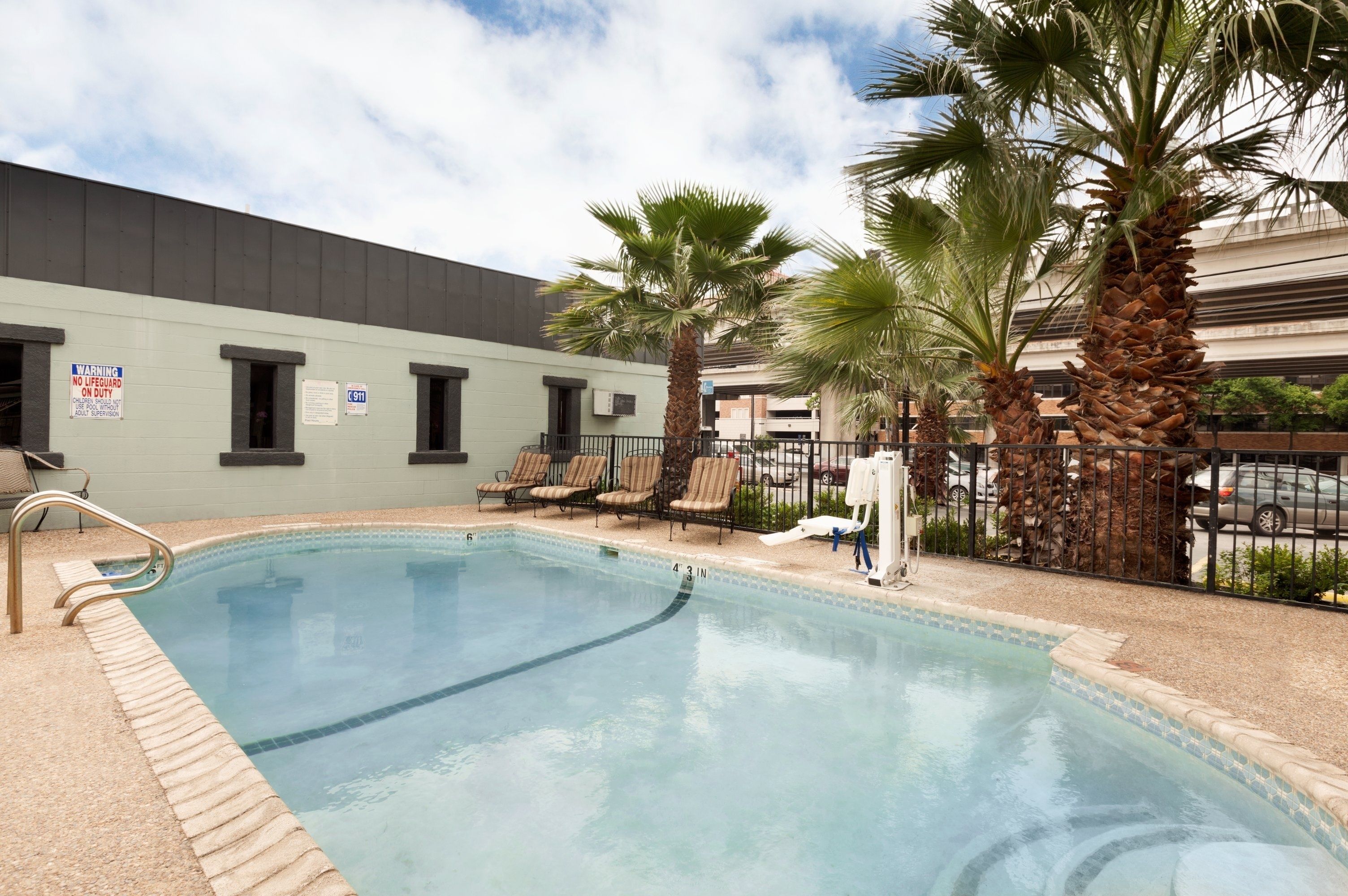 Foto - Days Inn by Wyndham Austin/University/Downtown