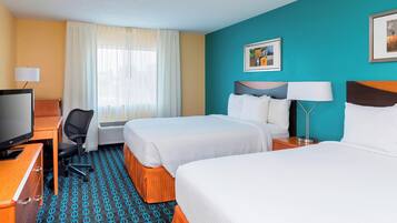 Desk, laptop workspace, iron/ironing board, free WiFi