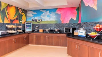 Desayuno buffet incluido todos los días