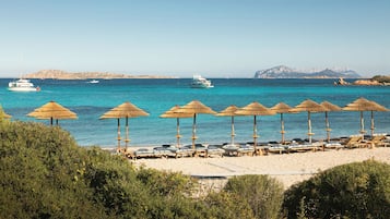 Private beach, waterskiing, windsurfing, beach bar