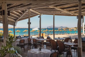 2 restaurants, breakfast, lunch, dinner served; Mediterranean cuisine - Romazzino, A Belmond Hotel, Costa Smeralda (Arzachena)