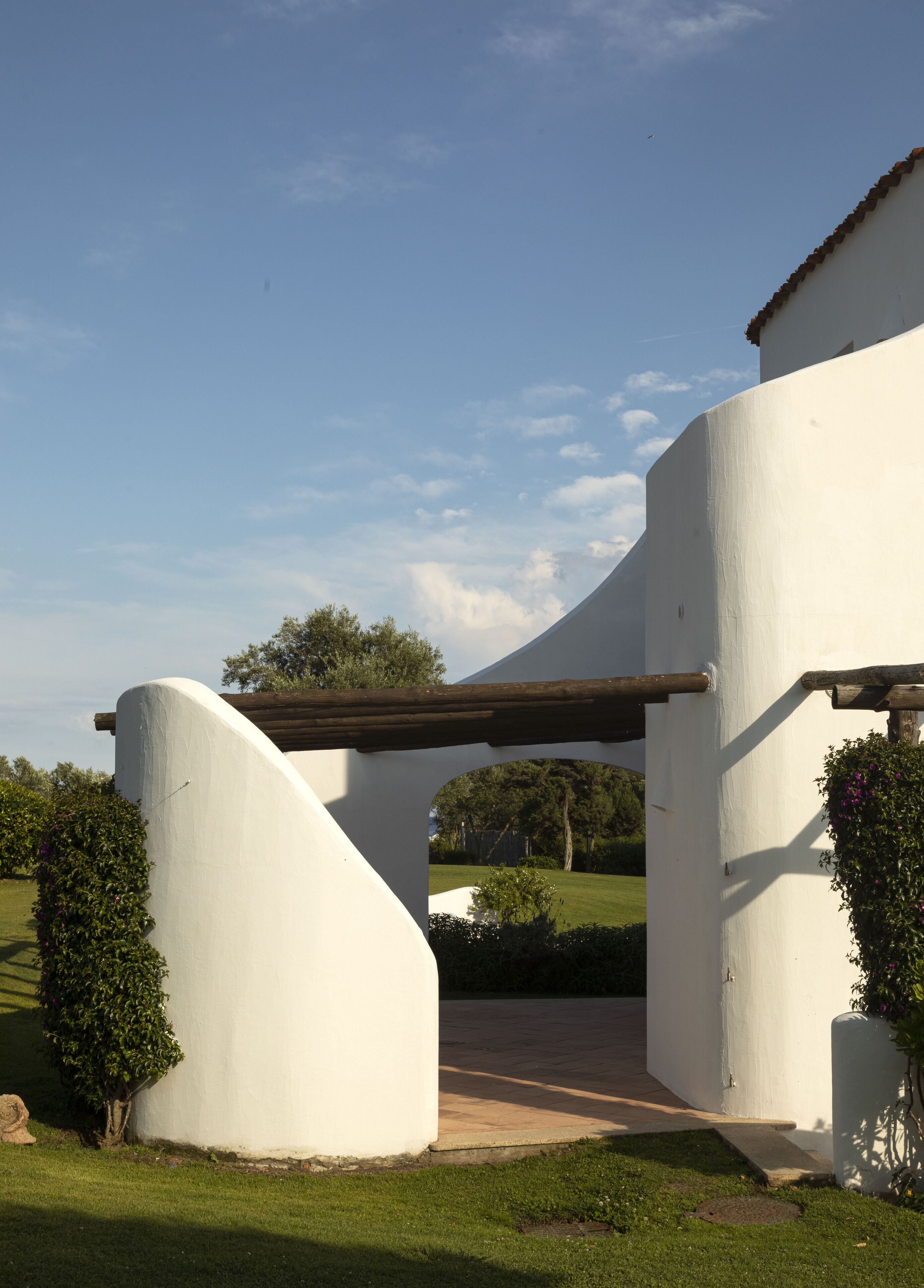 villa, 3 bedrooms, private pool | down duvets, minibar, in-room safe, desk