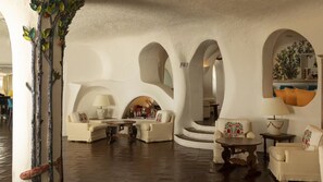 2 bars/lounges, beach bar - Romazzino, A Belmond Hotel, Costa Smeralda (Arzachena)