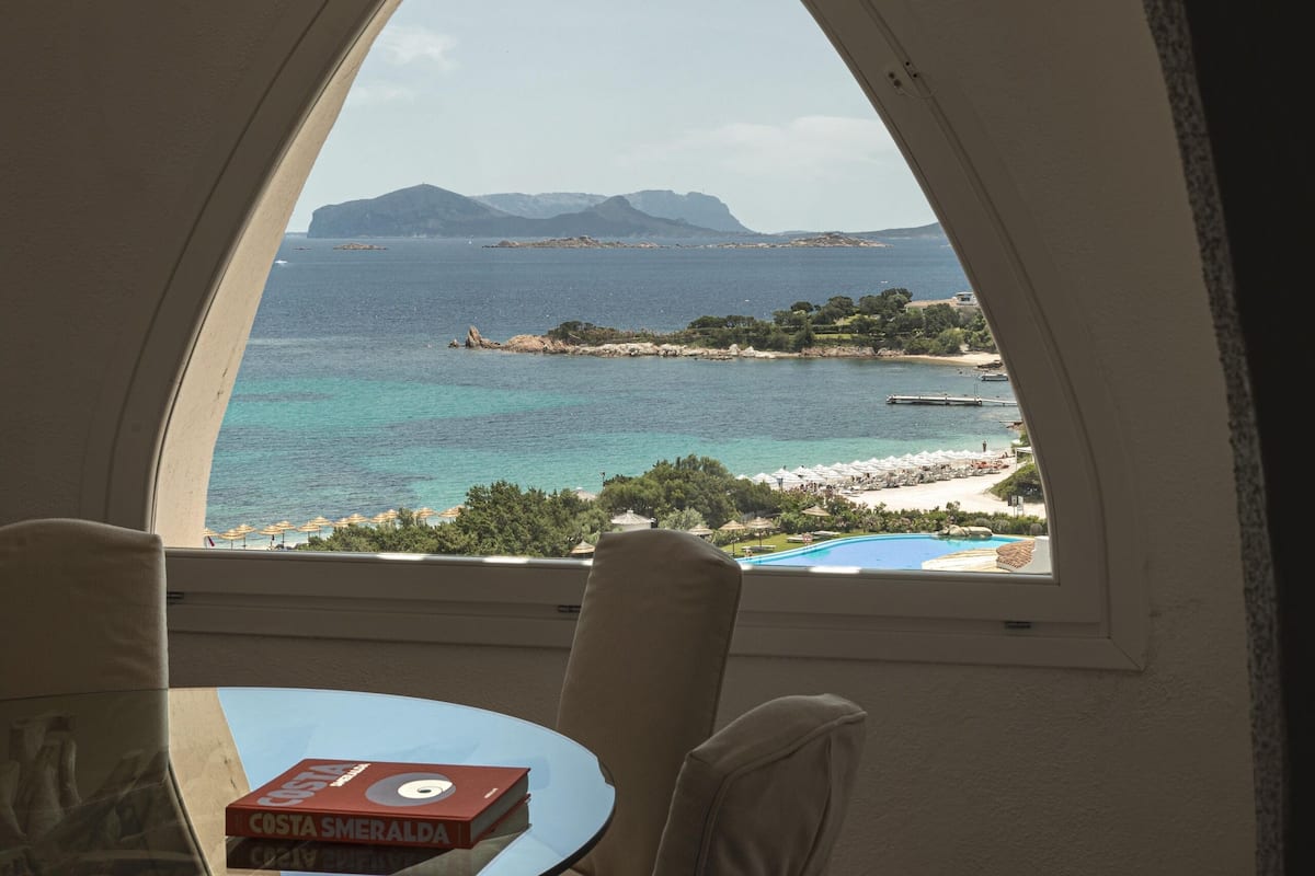 Suite (Smeralda) | Soggiorno | TV LCD 32 pollici con canali satellitari, TV, lettore DVD