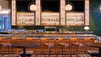 Bar (en la propiedad)