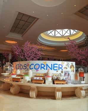 Daily buffet breakfast for a fee